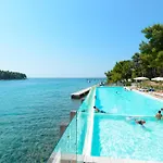 Crvena Luka Otel Biograd Na Moru