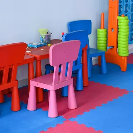 Hotel Crvena Luka 4*