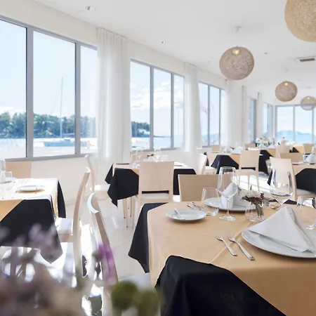 Otel Crvena Luka