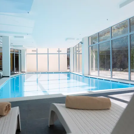 Crvena Luka Hotel 4*