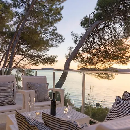 Crvena Luka 4* Biograd Na Moru