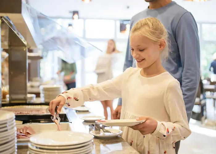 Hotel Crvena Luka 4*