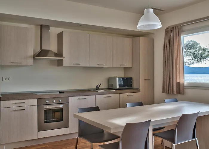 Hotel Crvena Luka