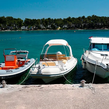 Crvena Luka Отель 4*