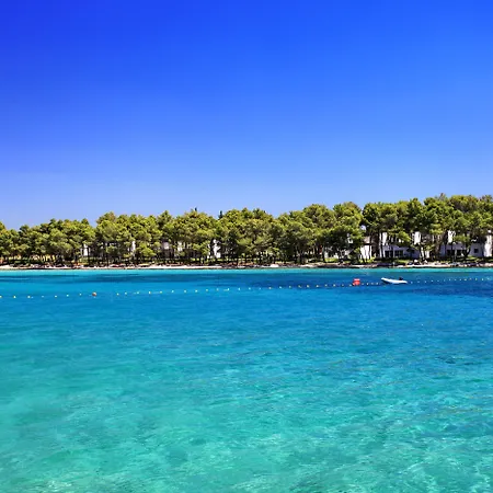 Crvena Luka Biograd Na Moru
