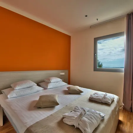 Hotell Crvena Luka 4*