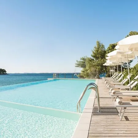Crvena Luka Отель Биоград-на-Мору